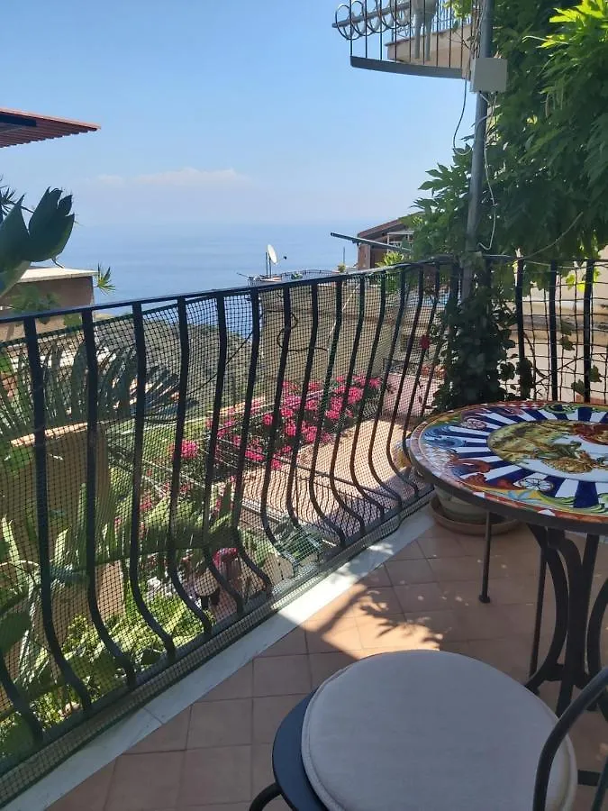 La Guardiola Di Angela E Nino Bed & Breakfast Taormina 0*,  Italy